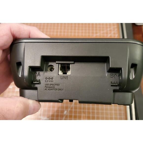 Panasonic KX-TG4731 Cordless Phone Base Station - Picture 7 of 8